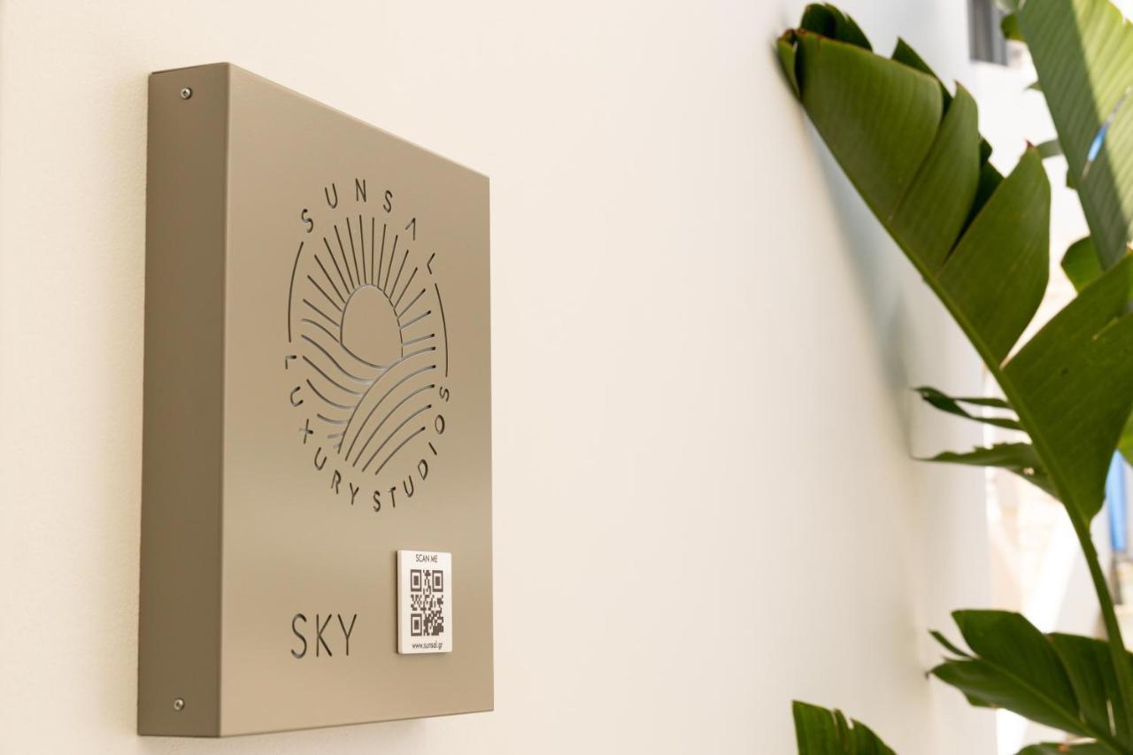 Sunsal Luxury Studios - Sky Náousa Exterior foto